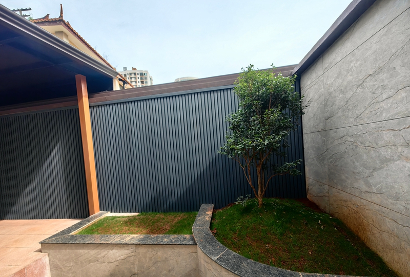 塑木长城板厂家批发，抗老化易安装，提升建筑美观度！